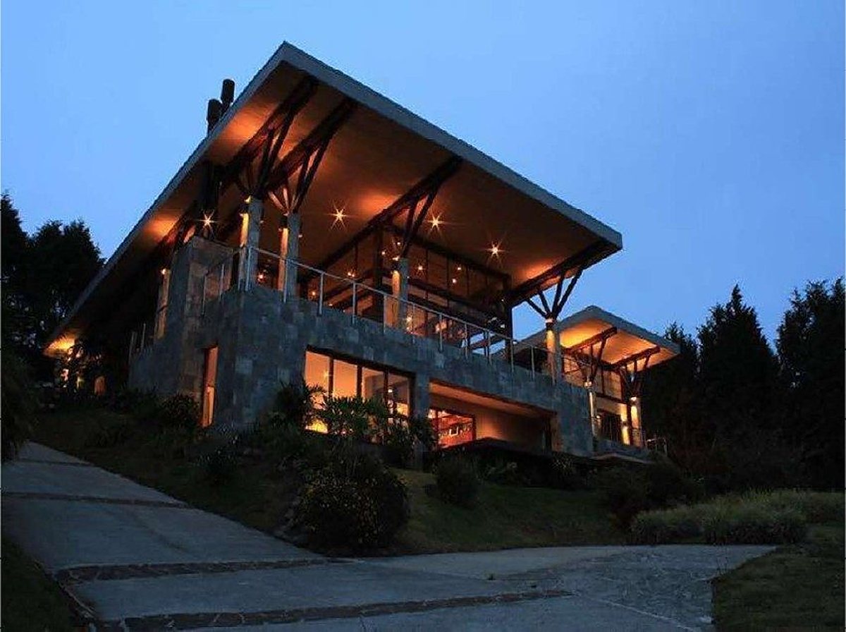 Casa de Lujo en Birrí